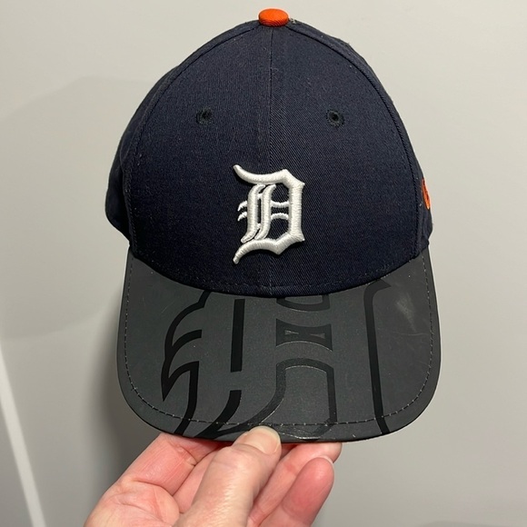 Detroit Tigers Adjustable Baseball Hat NewEra 9 Forty - Picture 1 of 8